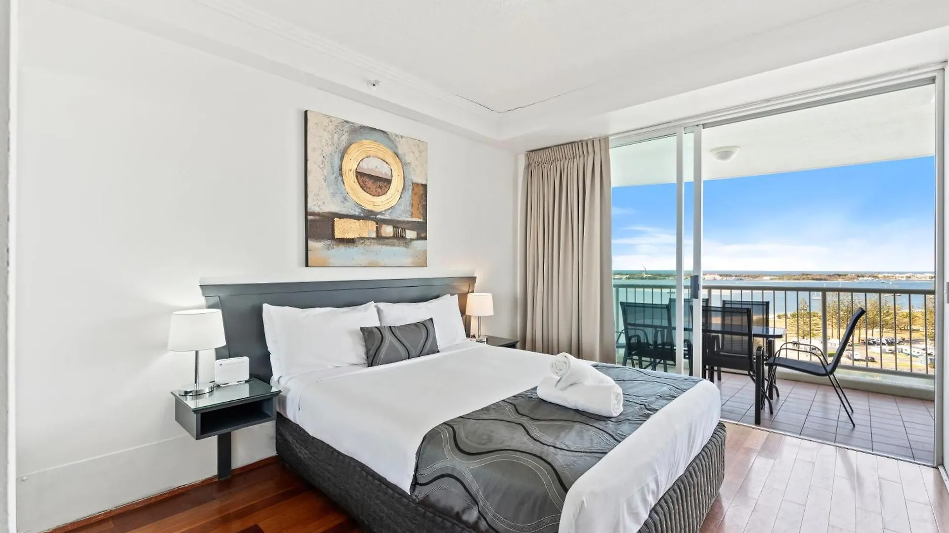 Crystal Bay On The Broadwater Aparthotel Gold Coast
