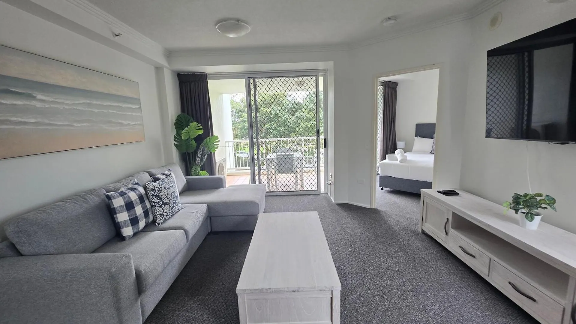 Crystal Bay On The Broadwater Aparthotel Gold Coast 3*,  Australia