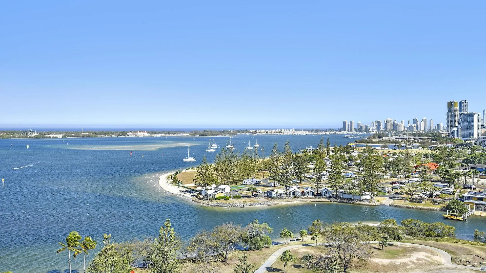 Crystal Bay On The Broadwater Aparthotel Gold Coast