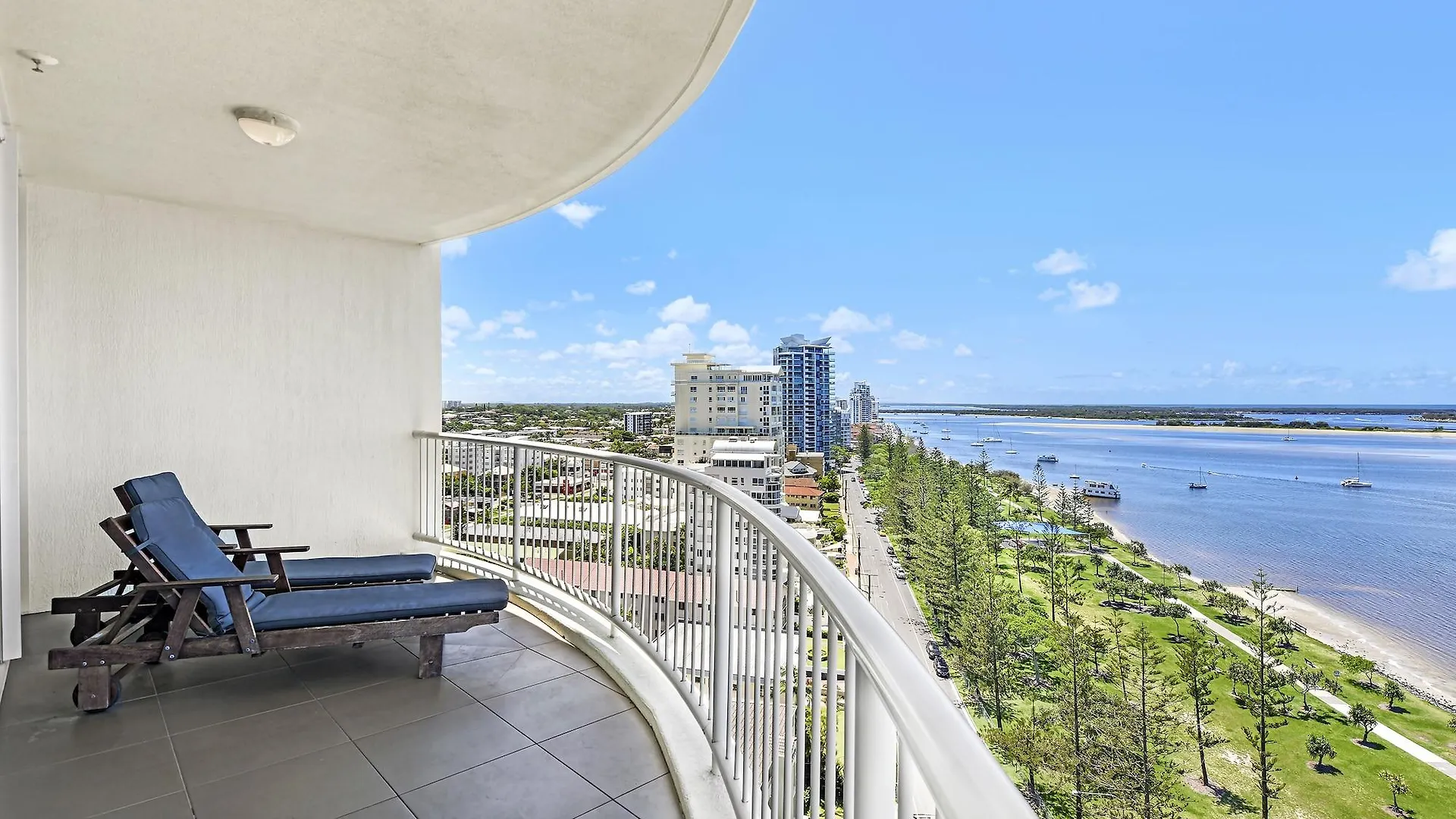 Crystal Bay On The Broadwater Aparthotel Gold Coast