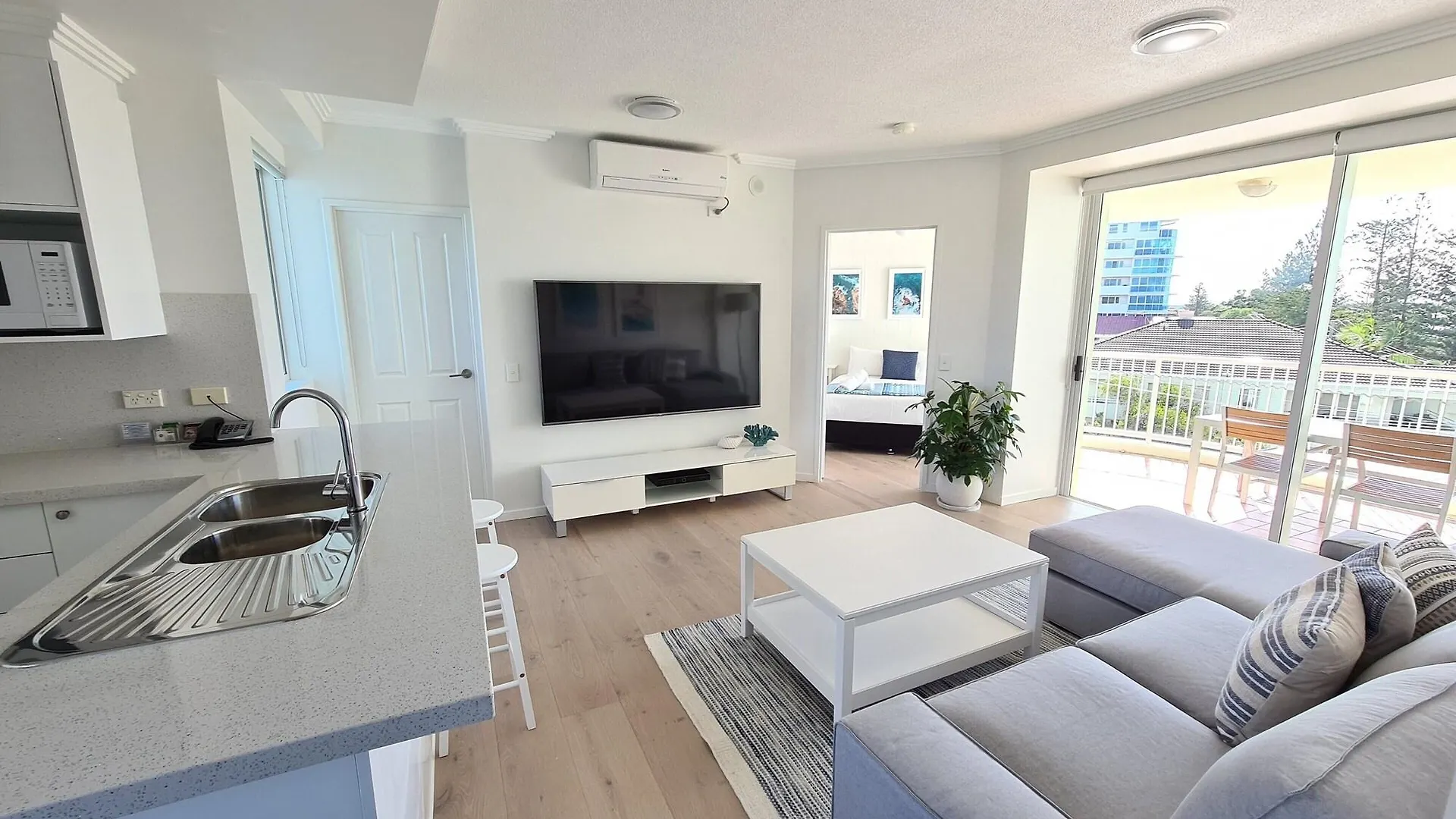 Crystal Bay On The Broadwater Aparthotel Gold Coast Australia