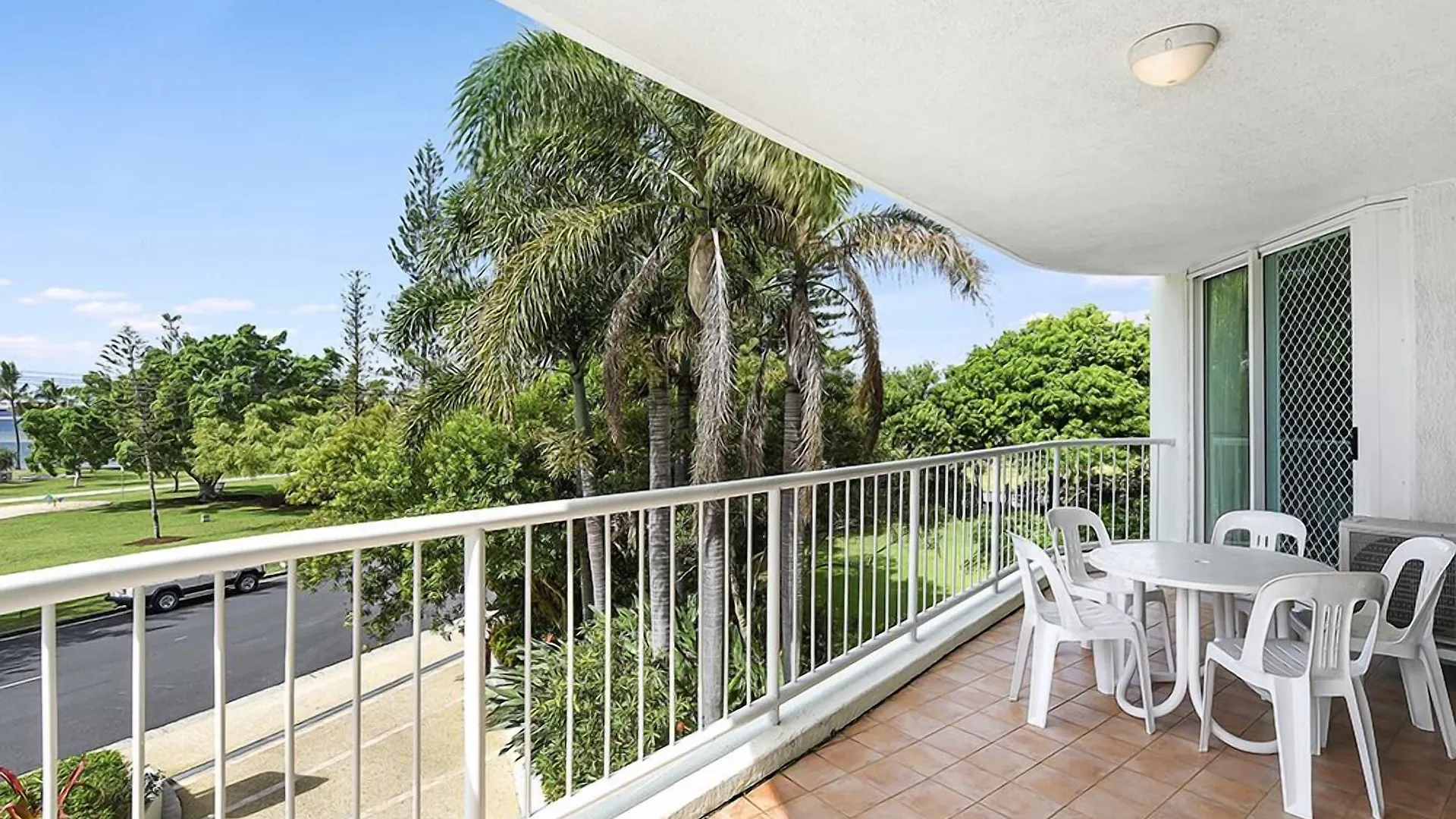 Crystal Bay On The Broadwater Aparthotel Gold Coast