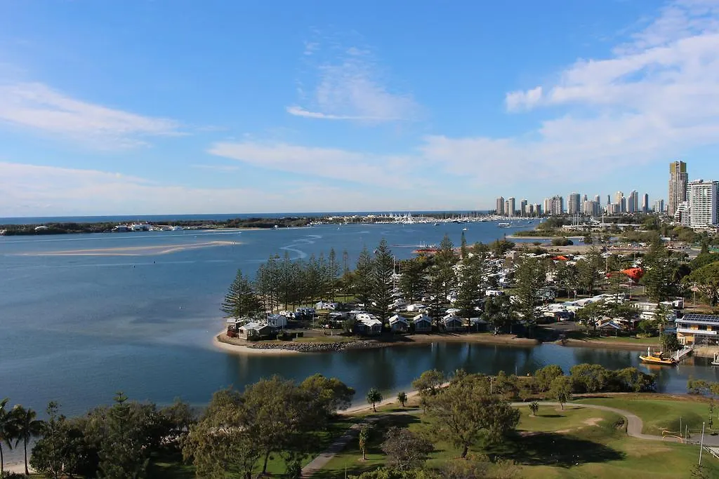 Crystal Bay On The Broadwater Aparthotel Gold Coast