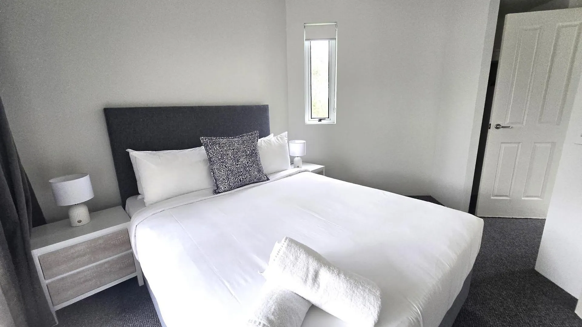 Crystal Bay On The Broadwater Aparthotel Gold Coast 3*,