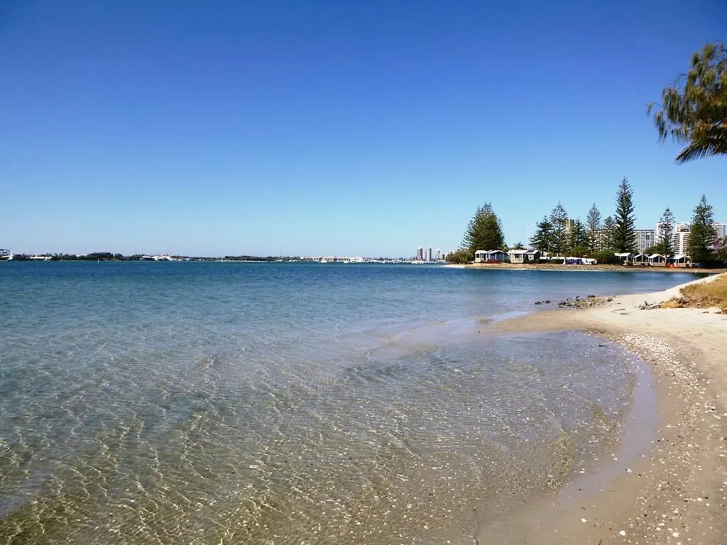 Crystal Bay On The Broadwater Aparthotel Gold Coast Australia
